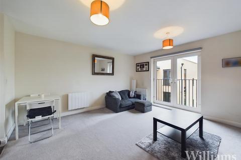 1 bedroom flat for sale, Elsom Path, Aylesbury HP19