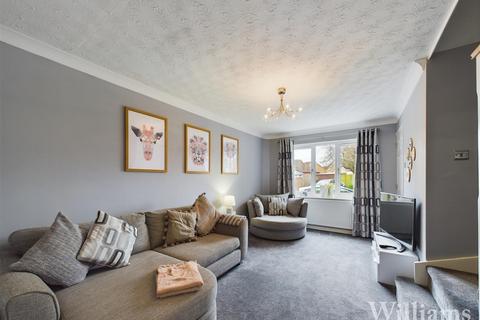 2 bedroom semi-detached house for sale - Otway Close, Aylesbury HP21