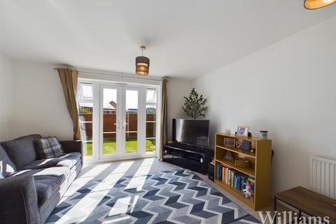 2 bedroom end of terrace house for sale - Beeston Lane, Aylesbury HP19