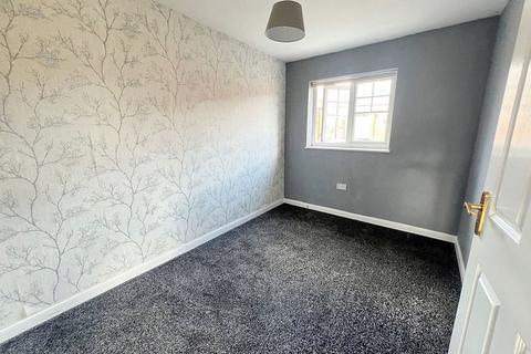 2 bedroom semi-detached house for sale - Haswell Gardens, north shields, North Shields, Tyne and Wear, NE30 2DP