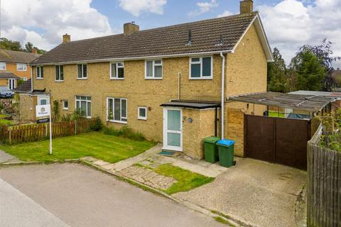 4 bedroom semi-detached house for sale, Springhill Road, Aylesbury HP18