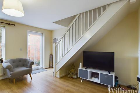 2 bedroom semi-detached house for sale - Brimmers Way, Aylesbury HP19