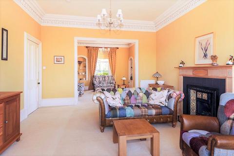 Castlebank Glencaple Road, Dumfries, DG1 4AS