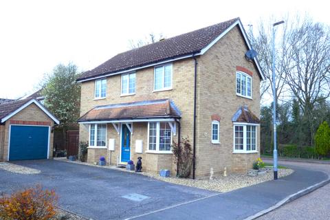 4 bedroom detached house for sale, Farriers Road, Stowmarket IP14