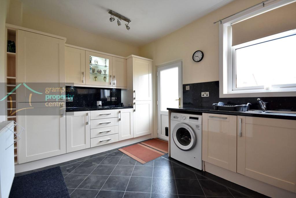 Kitchen 3