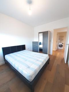 2 bedroom flat to rent, Edgware Road, London NW2