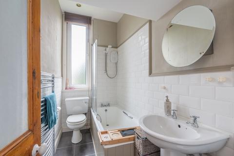 70/1 Ashley Terrace, Edinburgh, EH11 1RU