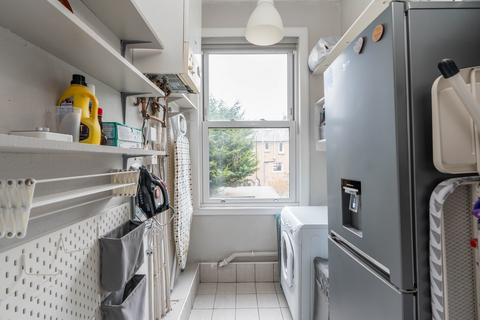70/1 Ashley Terrace, Edinburgh, EH11 1RU