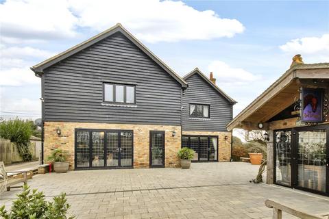 3 bedroom equestrian property for sale, Common Road, Chatham, Kent, ME5