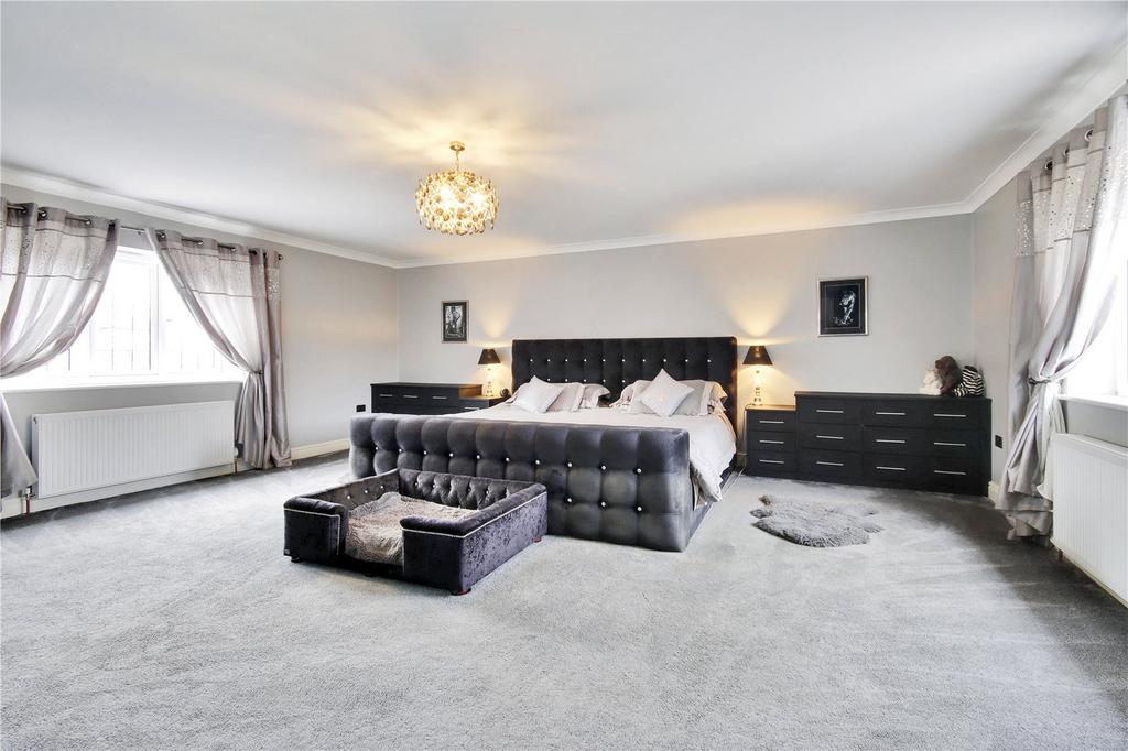 Main Bedroom