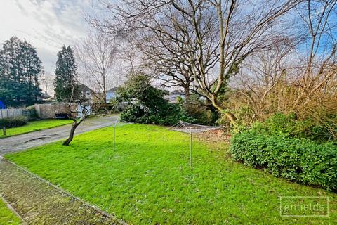 1 bedroom flat for sale, Woodmill Lane, Southampton, Hampshire, SO18 2PG