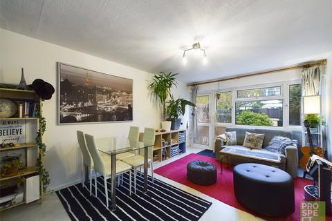 1 bedroom apartment to rent - Coln Close, Maidenhead, Berkshire, SL6