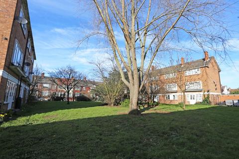 1, Howard Court Howard Road, Barking, IG11 7DW