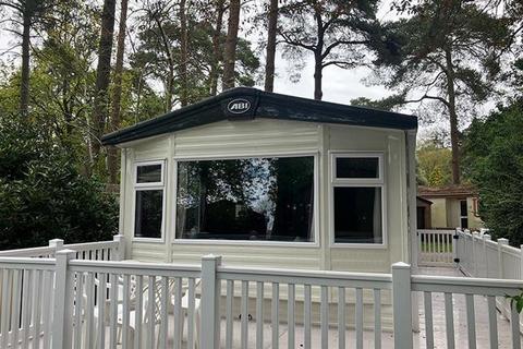 3 bedroom lodge for sale, Sandy Balls Holiday Village The New Forest, Hampshire SP6