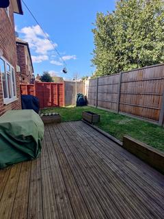 25 Welbeck Close, Epsom, KT17 2BJ