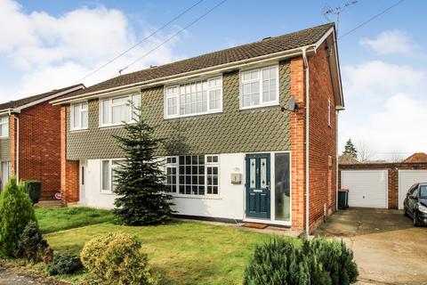 3 bedroom semi-detached house for sale, Ash Road, Crawley, West Sussex. RH10 1SG