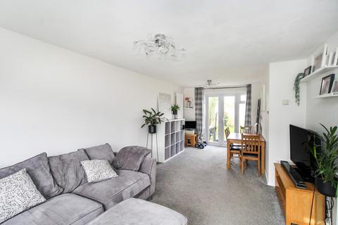29 Ash Road, Crawley, RH10 1SG