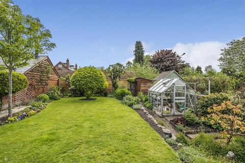 2 bedroom cottage for sale, Bell Square, Hereford HR4