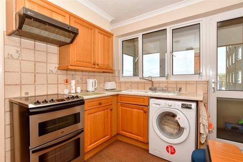 124 The Gateway, Dover, CT16 1LH