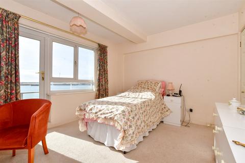 124 The Gateway, Dover, CT16 1LH