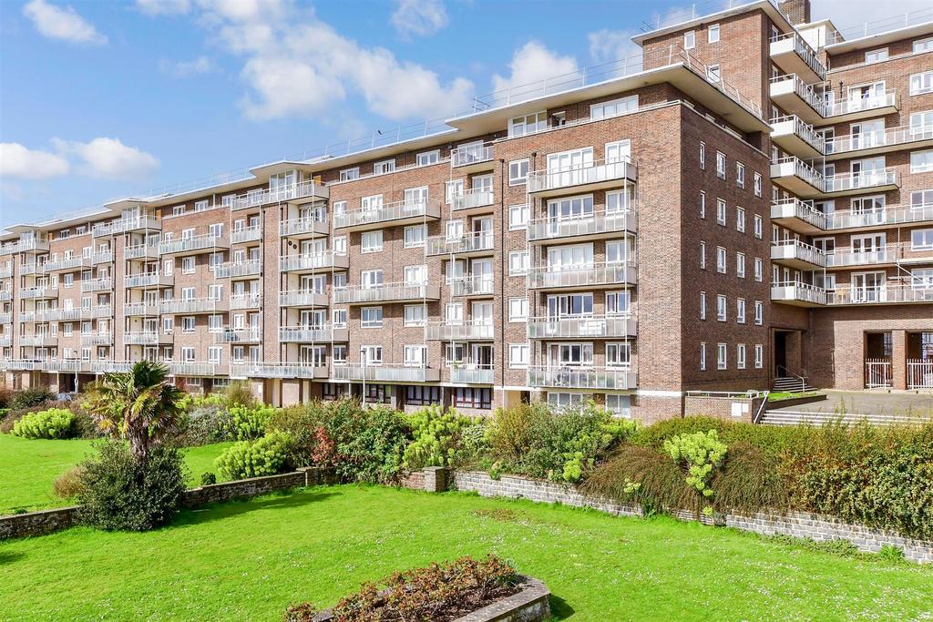 The Gateway, Dover, Kent 2 bed flat for sale £250,000