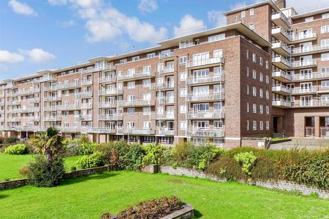 124 The Gateway, Dover, CT16 1LH