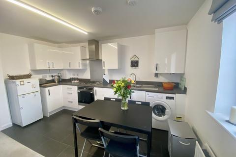 2 bedroom flat for sale, Chins Field Close, Hayle, TR27 4FJ