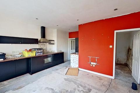 1 bedroom flat for sale, 10 Conway Road, Newport, Gwent, NP19 8PA