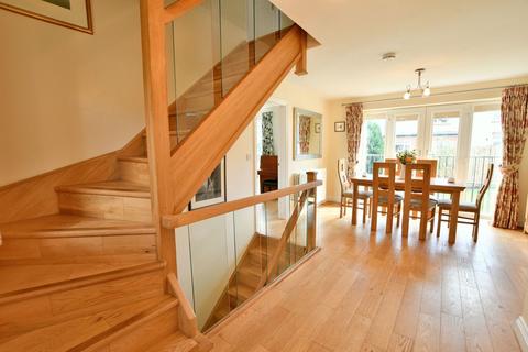 1a Beech Avenue, Whickham, Newcastle Upon Tyne, NE16 4SU