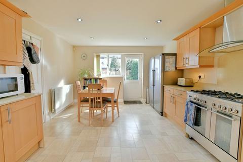 1a Beech Avenue, Whickham, Newcastle Upon Tyne, NE16 4SU