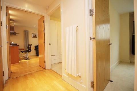 2 bedroom apartment to rent - 41 Millharbour, Canary Wharf, E14
