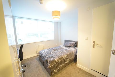 2 bedroom flat to rent, Room 4 & 5 Flat 6, 10 Middle Street, Beeston, Nottingham, Beeston, NG9 1FX