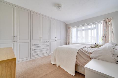 3 bedroom detached house for sale, Parkway, St. Ives, Cambridgeshire, PE27