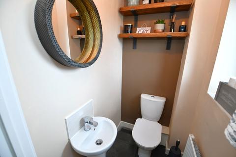 20 Elm Tree Road, Salford, M6 6GR