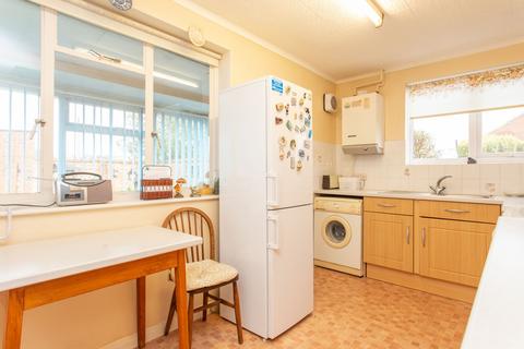 1 Trueman Close, Blean, Canterbury, CT2 9HB