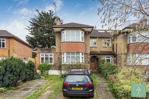 3 bedroom semi-detached house for sale - The Vale, London, N14
