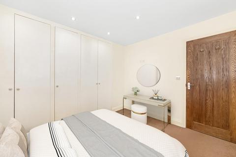 2 bedroom apartment for sale, High Street, Penge, London, SE20