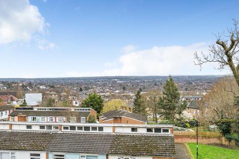 2 bedroom flat for sale - Haseley End, Tyson Road, Forest Hill