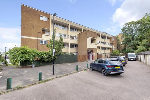 2 bedroom flat for sale - Haseley End, Tyson Road, Forest Hill