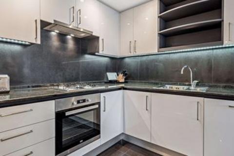 1 bedroom apartment to rent, Westferry Circus, London E14