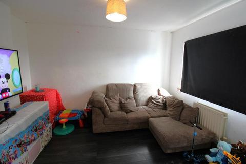 2 bedroom flat for sale, Harlington UB3