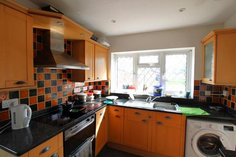 4 bedroom semi-detached house for sale, Harlington UB7