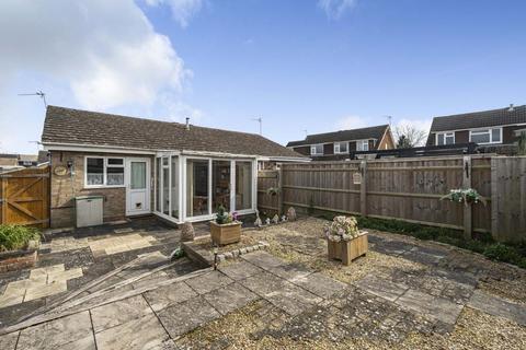 2 bedroom semi-detached bungalow for sale, Abingdon,  Oxfordshire,  OX14