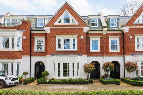4 bedroom terraced house for sale, Oatlands Court, St. Marys Road, Weybridge, Surrey, KT13