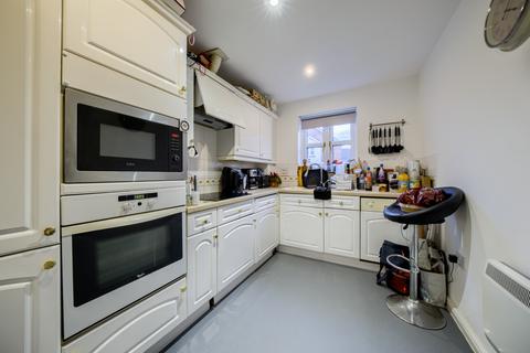 2 bedroom flat to rent - Birch End, Warwick, CV34