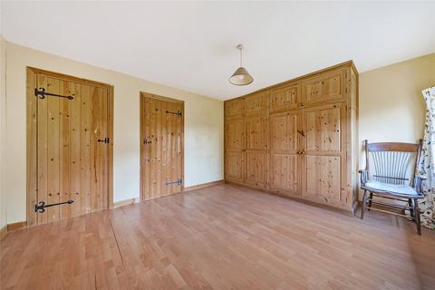 4 bedroom detached house for sale - High Street, Silverstone, Towcester, Northamptonshire, NN12
