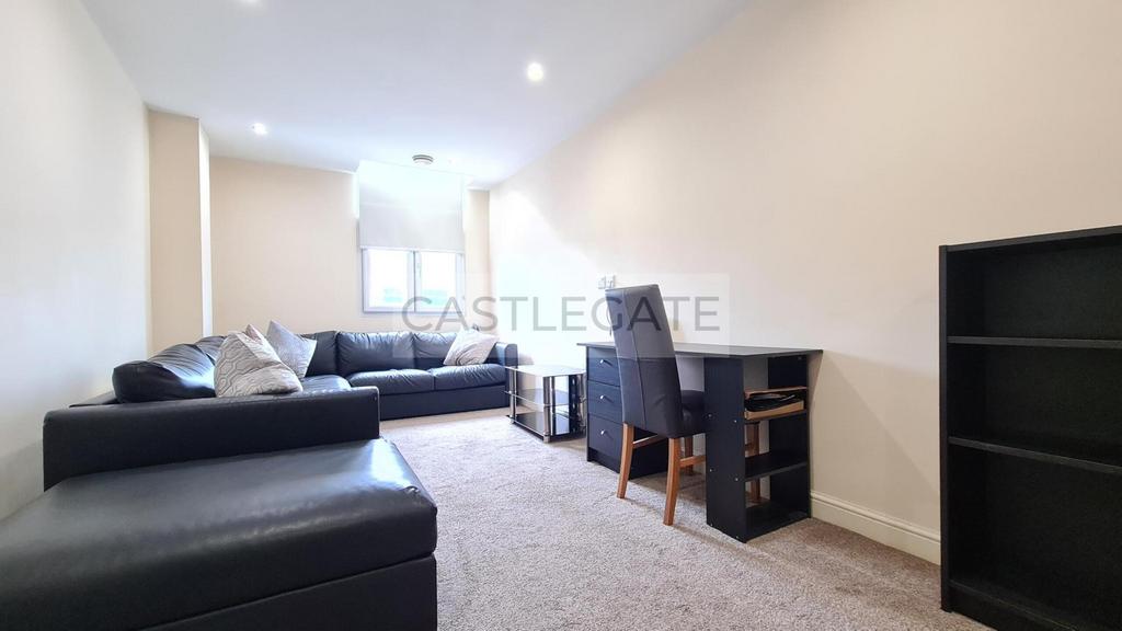 Westgate Apartments, Room 9, Temple Close, Hudders