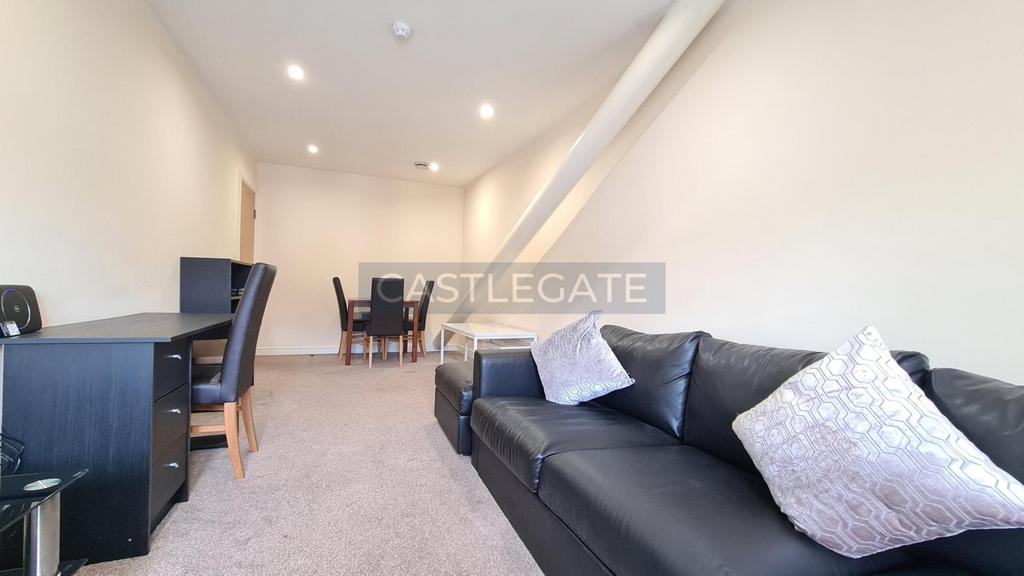Westgate Apartments, Room 9, Temple Close, Hudders