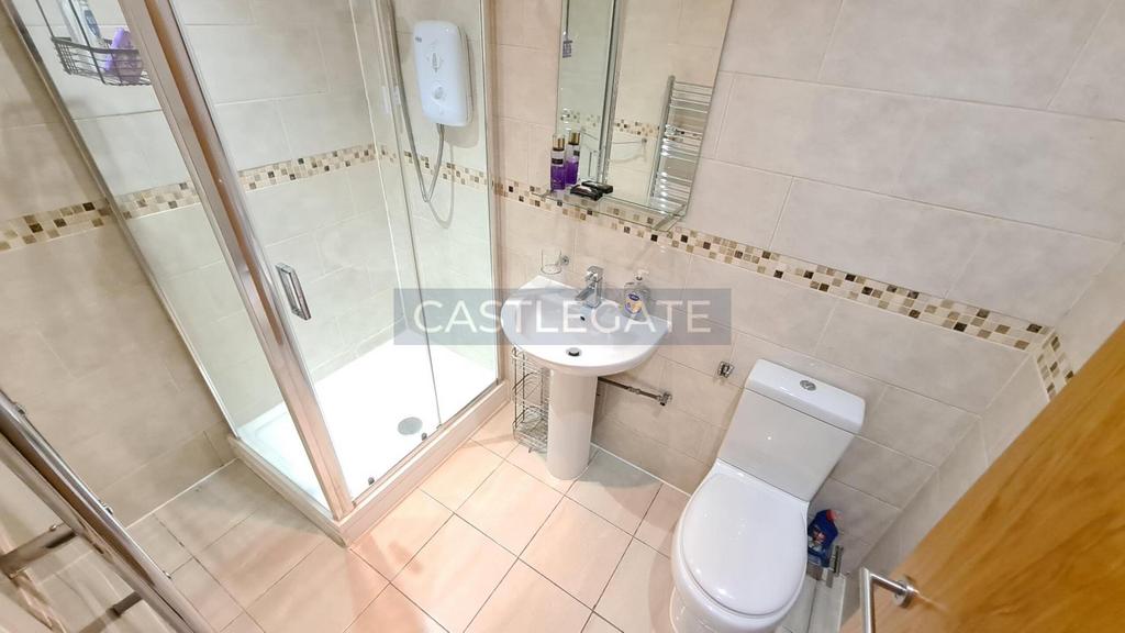 Westgate Apartments, Room 9, Temple Close, Hudders