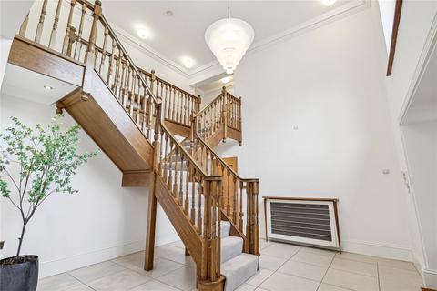 6 bedroom detached house for sale, Silverdale Avenue, Ashley Park, Walton On Thames, KT12